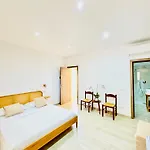 Casa Sacuri Pensión 3*
