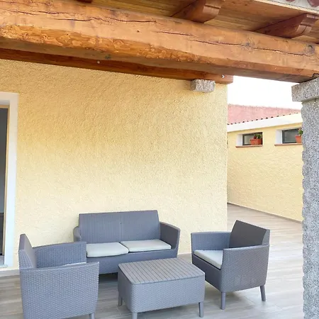Casa Sacuri Guest house