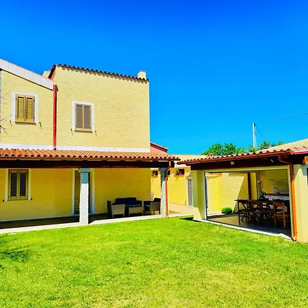 Guest house Casa Sacuri
